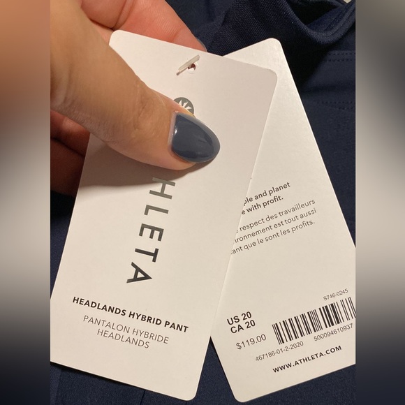 Athleta Headlands Hybrid Pant // Navy - Picture 5 of 11